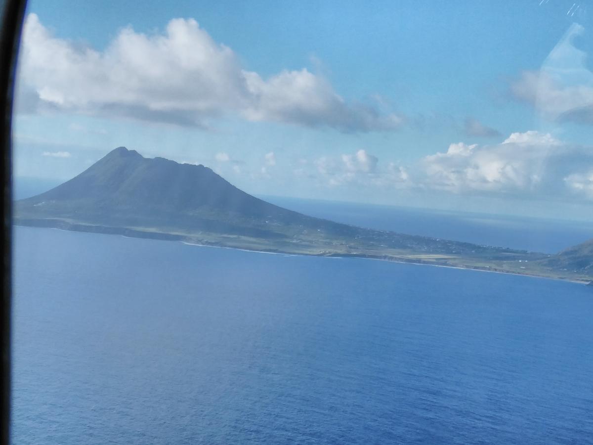 Statia Lodge Oranjestad  Bagian luar foto